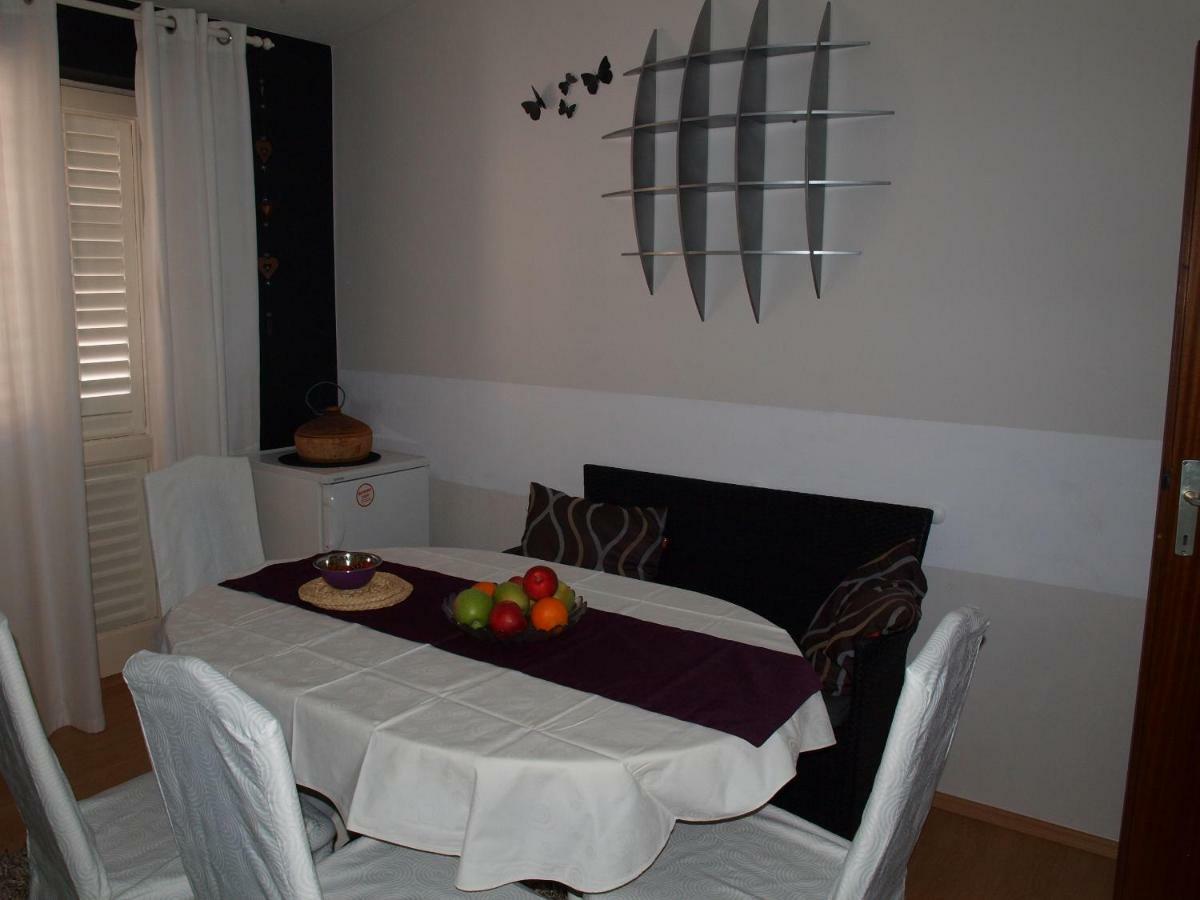 Apartment Duje Makarska Exteriör bild